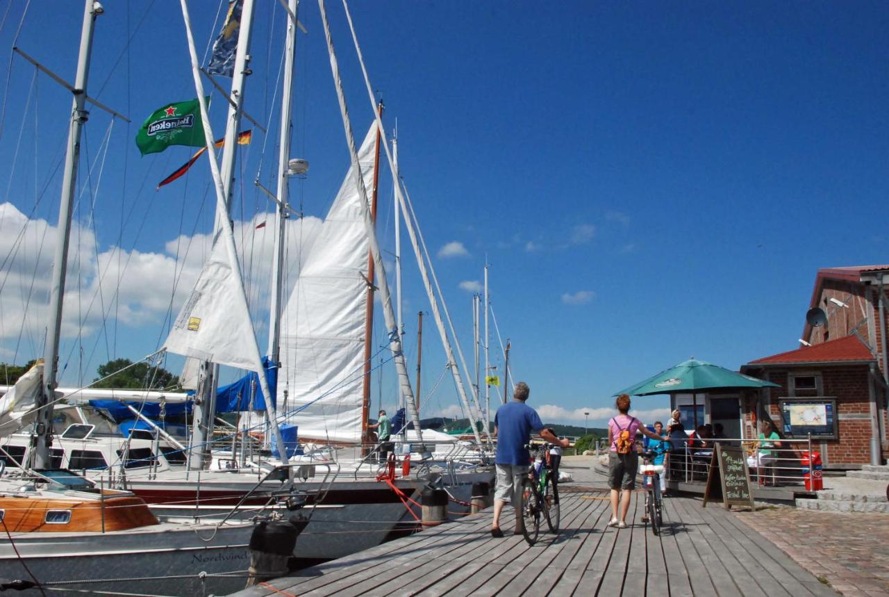 Ferienwohnungen Zwischen Ostsee Und Bodden Sellin  Exterior foto